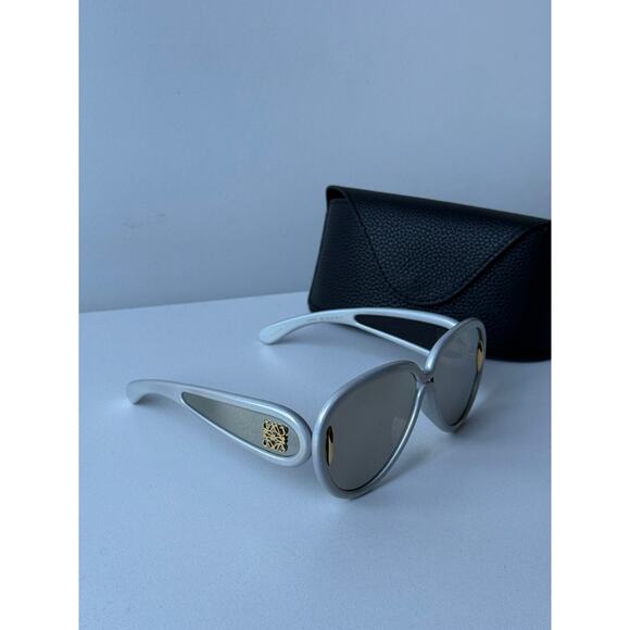 NEW Loewe LW40132I Sunglasses in Light Grey Gold Mirror
